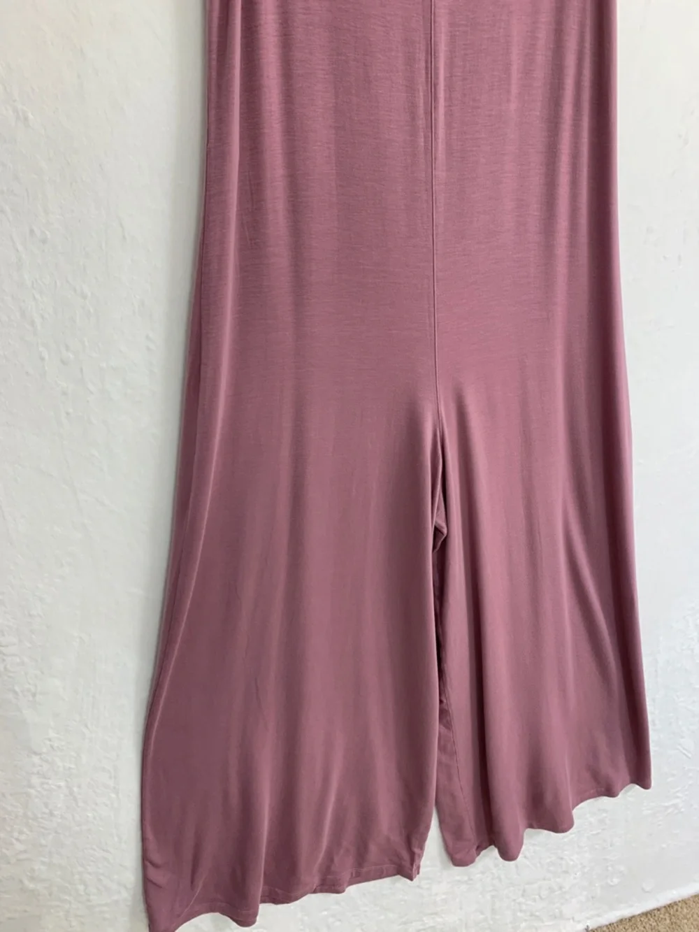 Athleta Nightime Bliss Sleep V Neck Romper in Mauve Sz S